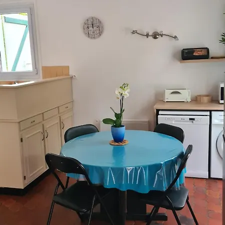 Maison 60 M2, Terrain 850 M2, 4 A 6 Personnes 度假居